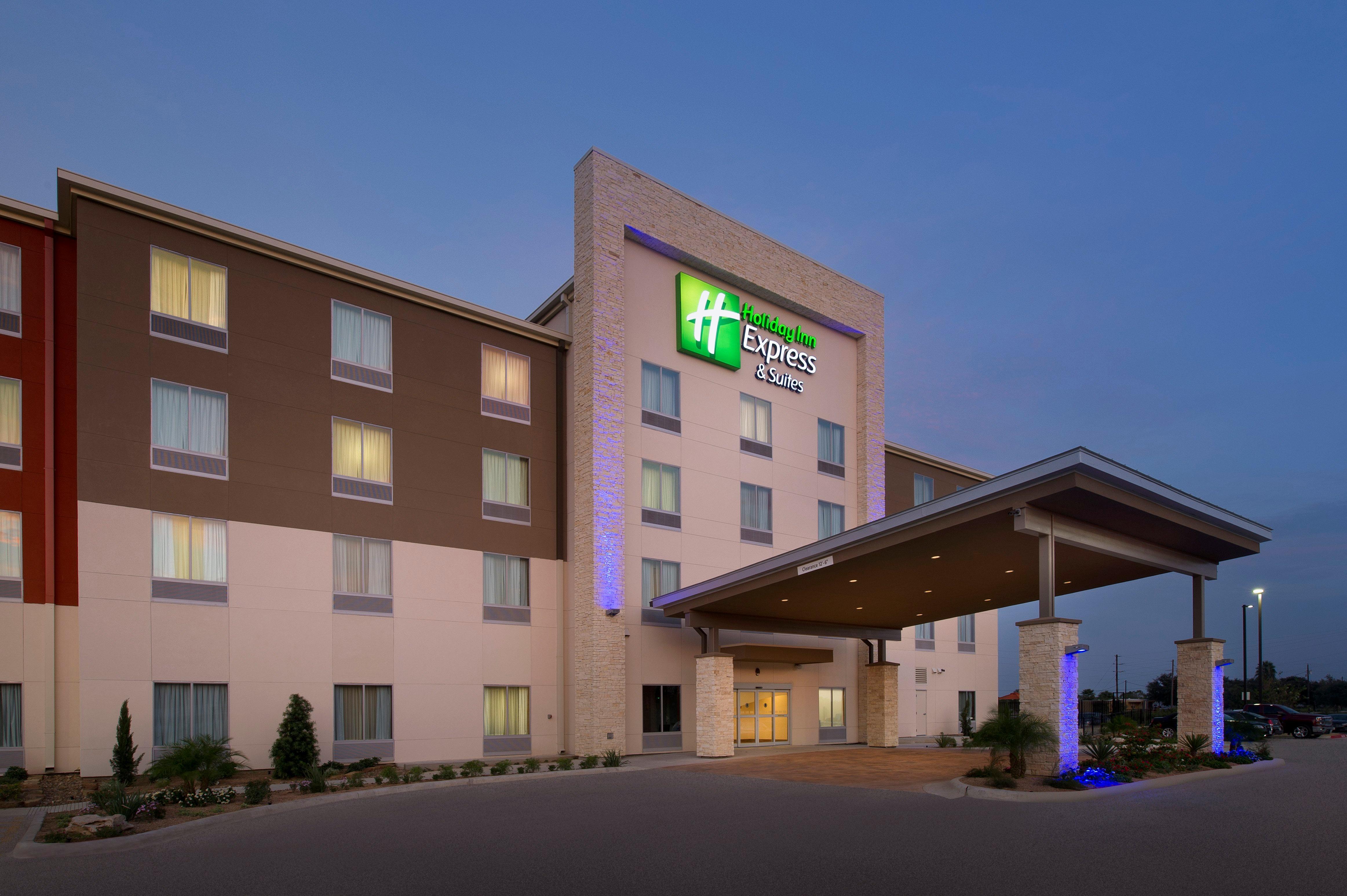 Holiday Inn Express & Suites Bay City By Ihg Ngoại thất bức ảnh